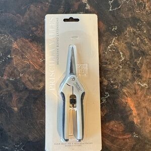 Priscilla Valles Hair Extension Scissors